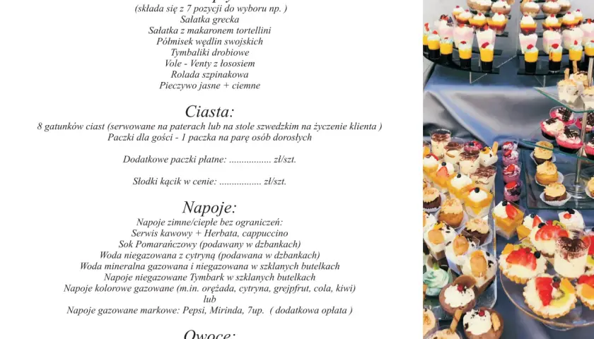 Słodki stół z deserami na przyjęcie. Mini deserki, babeczki i ciasta w pucharkach. Idealny catering kotórz mały.