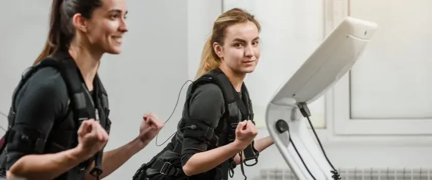 Trening EMS czy warto? Odkryj zalety i wady tej metody treningowej