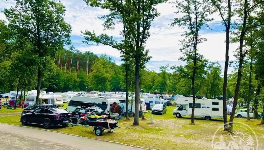 Camper Park Turawa nad Jeziorem Dużym: Czy to Twój raj na kołach?