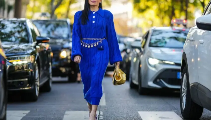 Idealne buty do chabrowej sukienki? Poznaj triki stylistki!