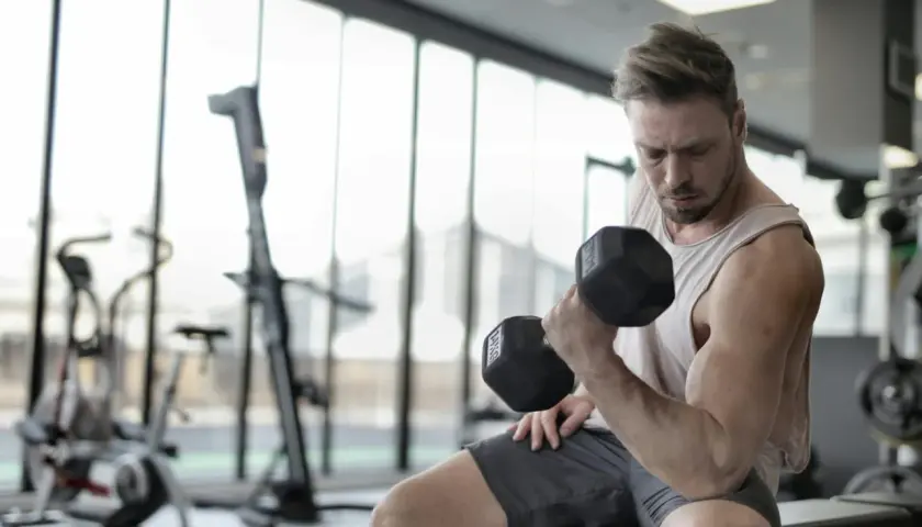 Ile ćwiczeń na treningu to optymalna liczba? Jak uniknąć błędów w planowaniu treningu