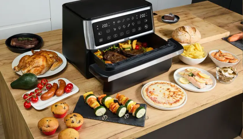 Air fryer przepisy obiad: pieczony kurczak, steki, ryba, szaszłyki, frytki, pizza, muffinki i więcej.
