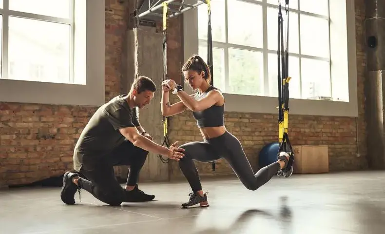 Ile zarabia właściciel klubu fitness? Poznaj ukryte koszty i zyski