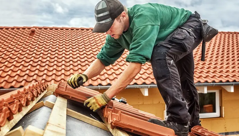 Dachówka ceramiczna czy betonowa – która jest lepszym wyborem?