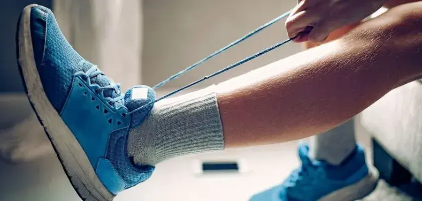 Jakie buty na orbitrek wybierać, aby uniknąć bólu i kontuzji?