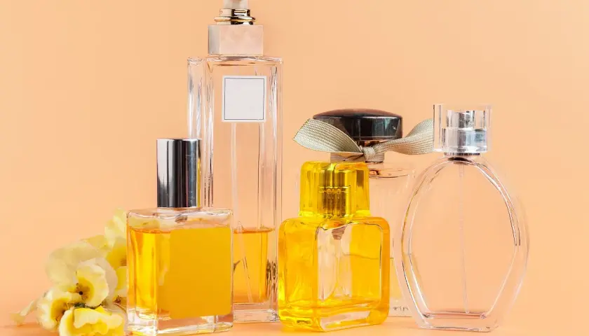 Woda toaletowa czy perfumowana - która lepsza na codzień i na okazje?