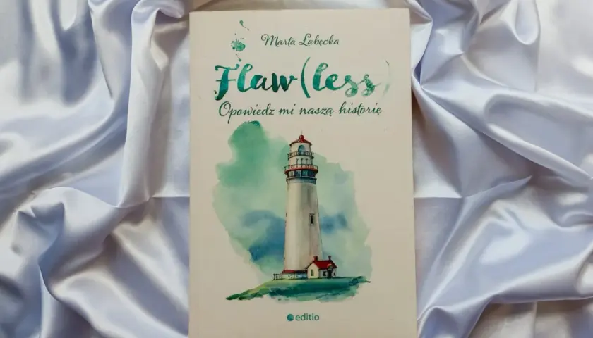 Flawless książka Marty Łabęckiej - kompletna analiza bestsellerowej powieści