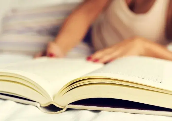 Najlepsze książki erotyczne - popularne tytuły i charakterystyka gatunku