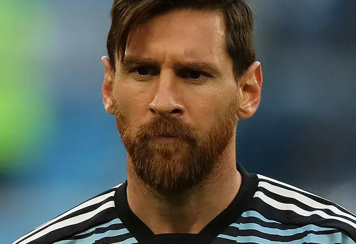 Leo Messi wiek - Jak jego wiek wpływa na karierę piłkarską?