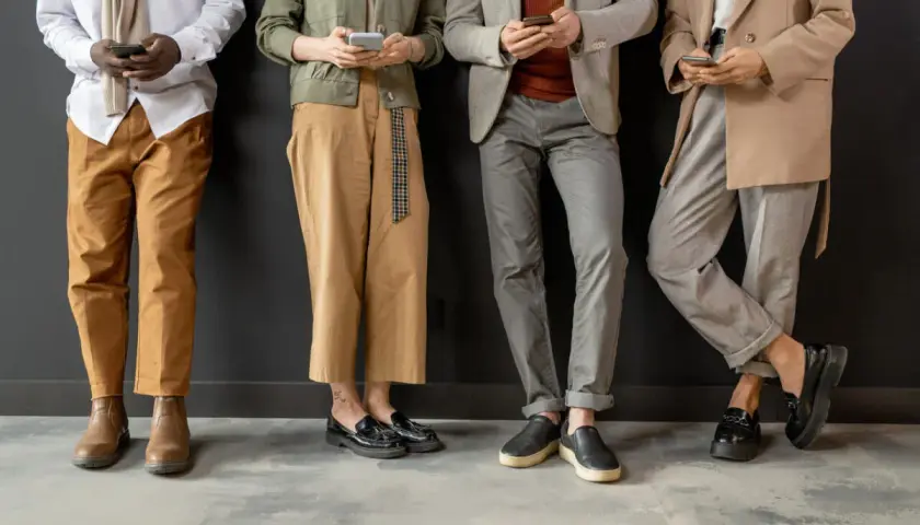Casual style co to znaczy? Poznaj sekrety nieformalnej mody