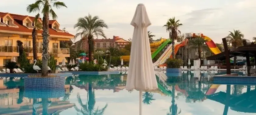 Biuro podróży może zmienić hotel, co musisz wiedzieć, aby się bronić