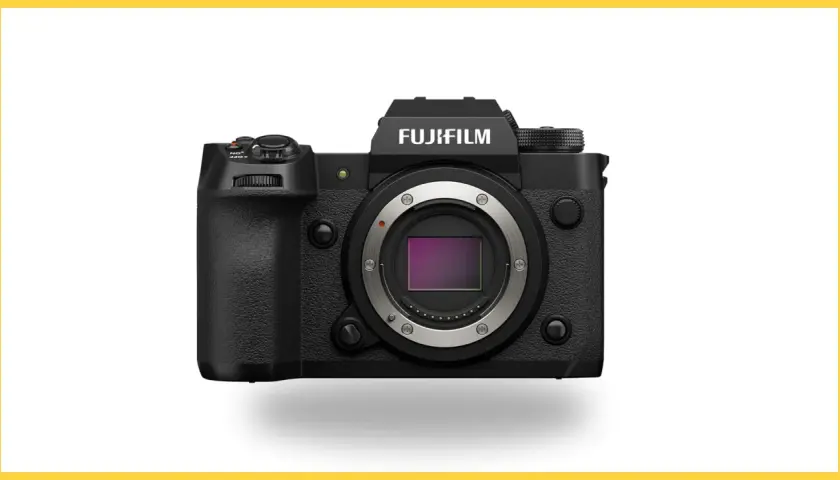 Elegancki aparat Fujifilm X-H2 z obiektywem gotowy do uchwycenia Twoich najlepszych kadrów.