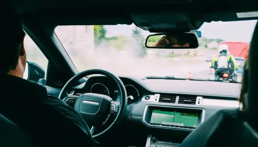 Zarobki kierowców Uber - poznaj realne stawki i koszty w Polsce
