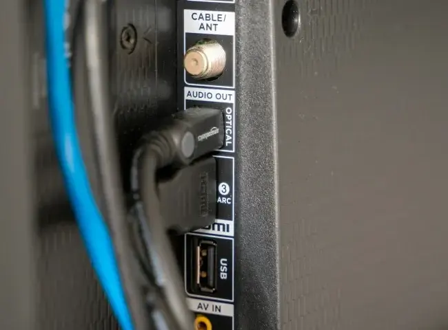 Jak podłączyć antenę naziemną do telewizora Samsung bez problemów