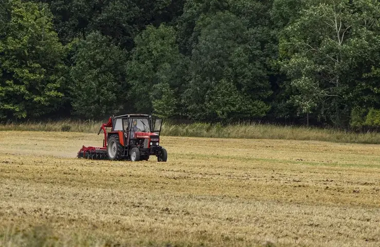 Jak ustawić sprzęgło w zetorze 7245, aby uniknąć kosztownych napraw