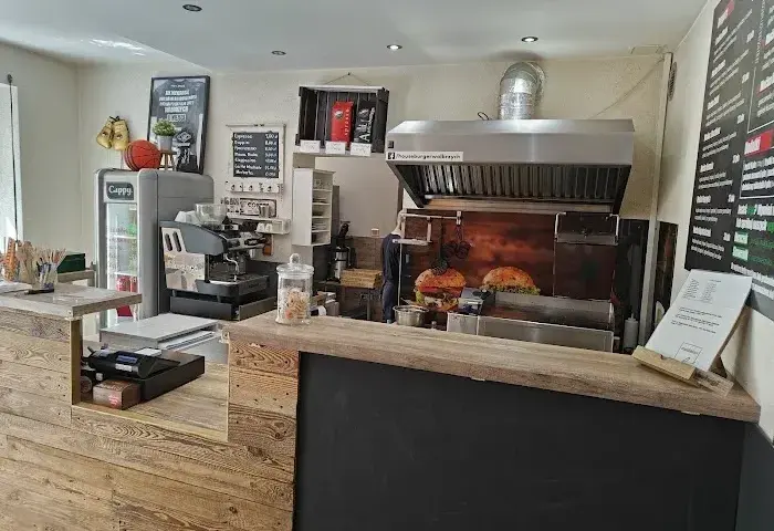 Gdzie zjeść w Wałbrzychu? Odkryj najlepsze restauracje i smaki