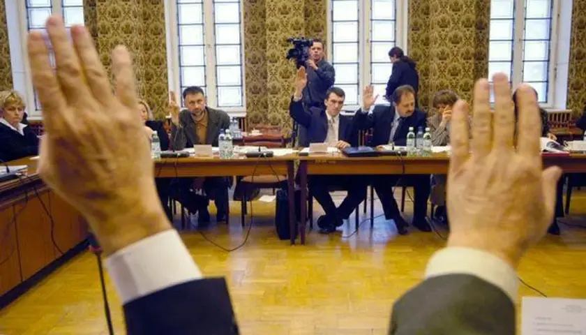 Odwołanie prezesa spółdzielni: Jak to zrobić? Procedura krok po kroku