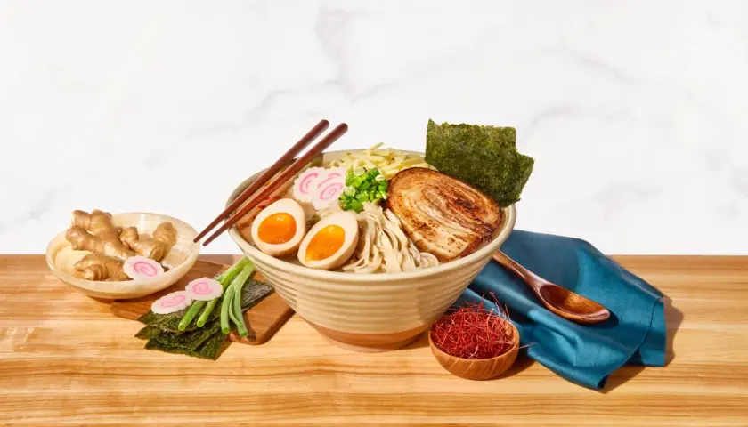 Jak smakuje ramen? Od umami po Tonkotsu Twój pierwszy kęs!