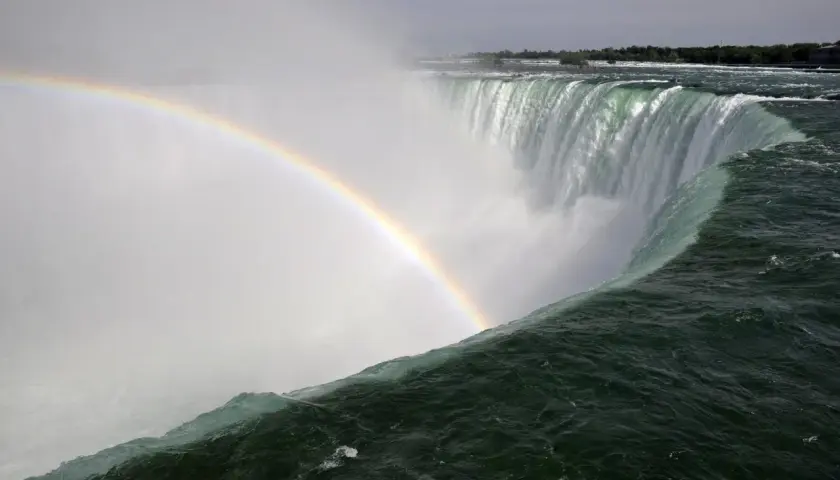 Los lagos de Canadá: maravillas naturales que no te puedes perder