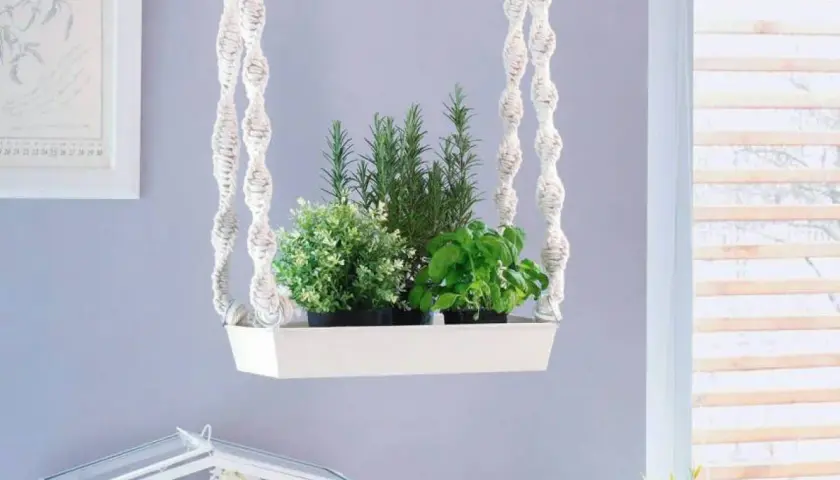 Jak zrobić stojący kwietnik? DIY krok po kroku