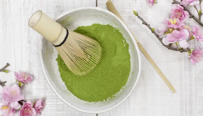 Herbata matcha jak pić: poznaj sekrety idealnego napoju