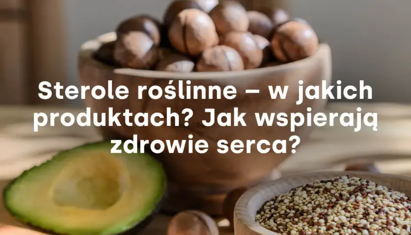 Awokado, orzechy i komosa ryżowa w drewnianych miseczkach.