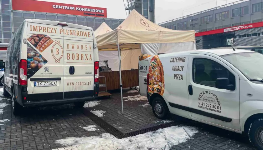 Menu Dworku Bobrza: Pyszne pizze i wyjątkowe dania dla każdego