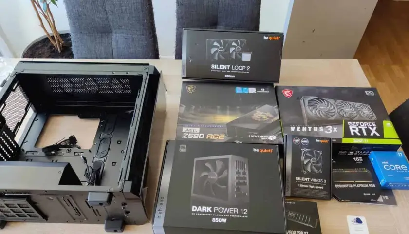 Liste de composants PC gamer : boîtier, carte mère, alimentation, carte graphique RTX 3060 Ti, watercooling, ventilateurs et RAM.