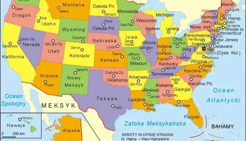 Kolorowa mapa Stanów Zjednoczonych z zaznaczonymi granicami stanów, stolicami i nazwami.