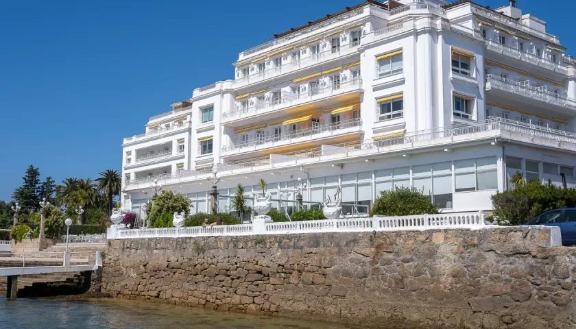 Balneario Isla de la Toja: experiencias únicas y tratamientos revitalizantes