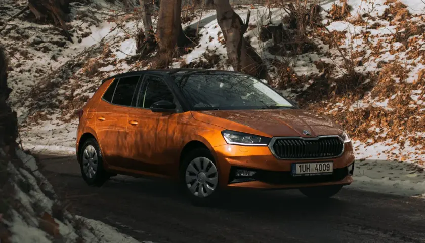 Skoda Fabia pojemność baku paliwa – co musisz wiedzieć, aby nie przepłacać