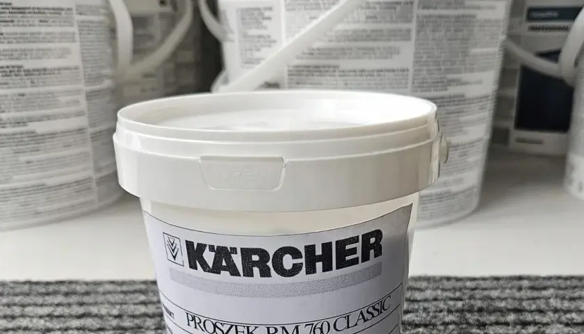 Jak używać odkurzacza Karcher CarpetPro RM 760 do efektywnego czyszczenia dywanów