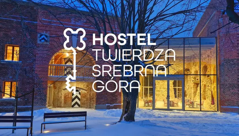 Gdzie zjeść w Srebrnej Górze? Smaki, widoki i praktyczne porady.