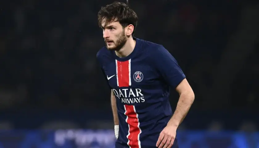 Piłkarz PSG Khvicha Kvaratskhelia w akcji. Data dołączenia do klubu nieznana.
