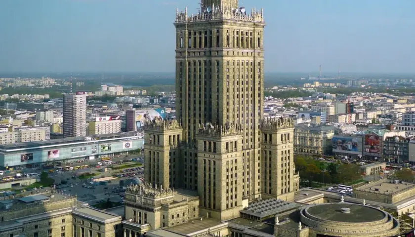 Ile lat ma Pałac Kultury w Warszawie? Historia i znaczenie