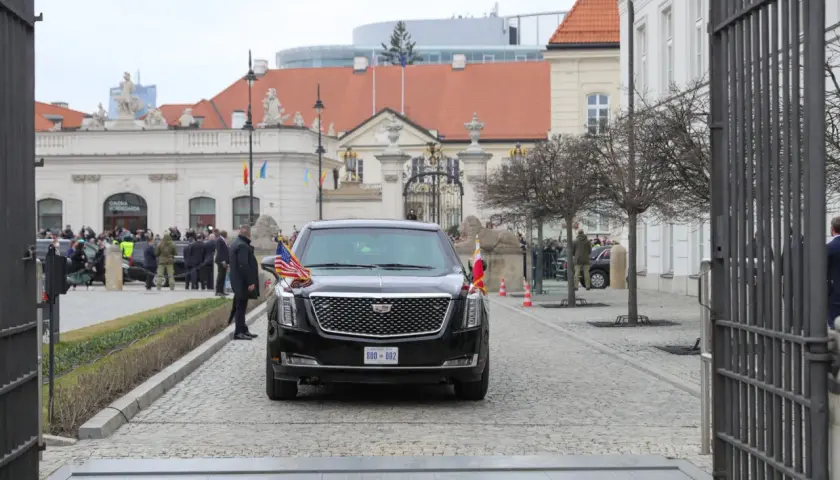 Ile waży samochód prezydenta USA? Zaskakujące fakty o Bestii