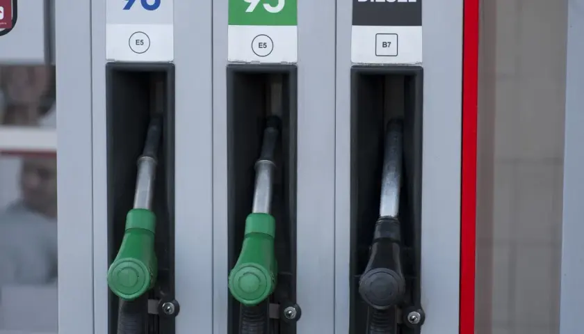 Czy ropa to diesel? Odkryj kluczowe różnice i fakty.