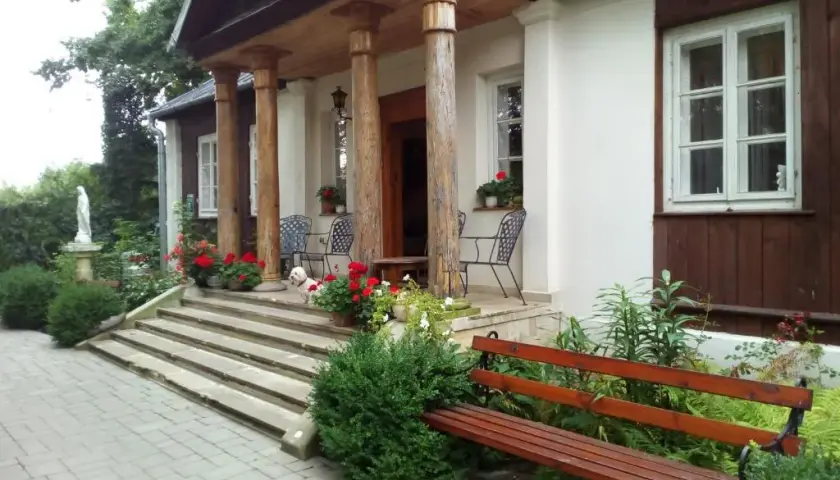 Dworek ojca Mateusza w Sandomierzu - idealne miejsce na wypoczynek