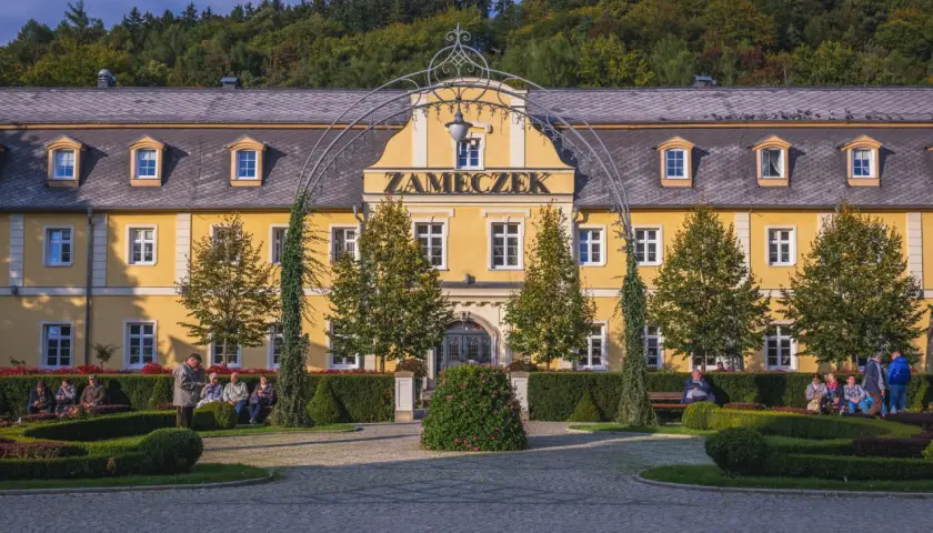 Zameczek Kudowa-Zdrój: Jak zaplanować leczenie? Pełny poradnik