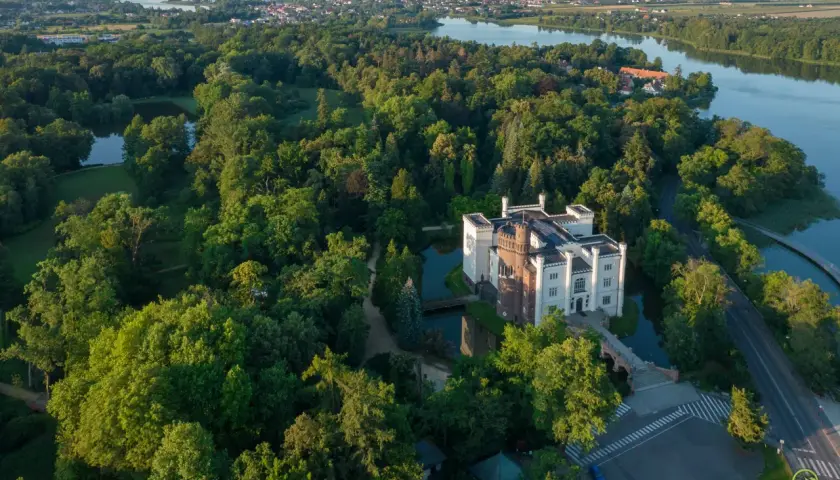 Środa Wielkopolska: Atrakcje dla rodzin? Odkryj gotowy plan!