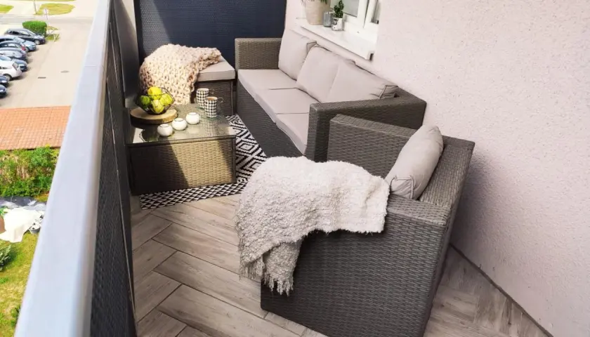 Jak zrobić balkon w bloku – 10 kreatywnych pomysłów na aranżację