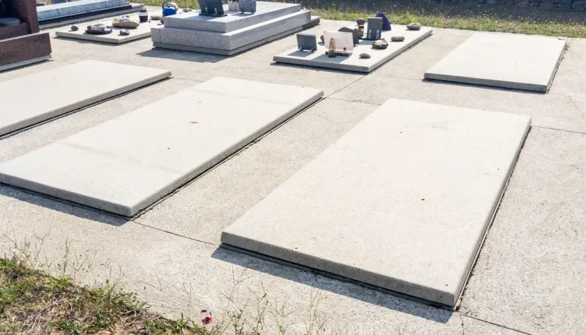 Ile kosztuje miejsce na cmentarzu? Ceny, które mogą zaskoczyć