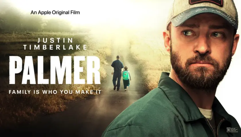 Plakat filmu "Palmer" z Justinem Timberlake'em. Na pierwszym planie zbliżenie na twarz aktora, w tle idący drogą mężczyzna z dzieckiem.