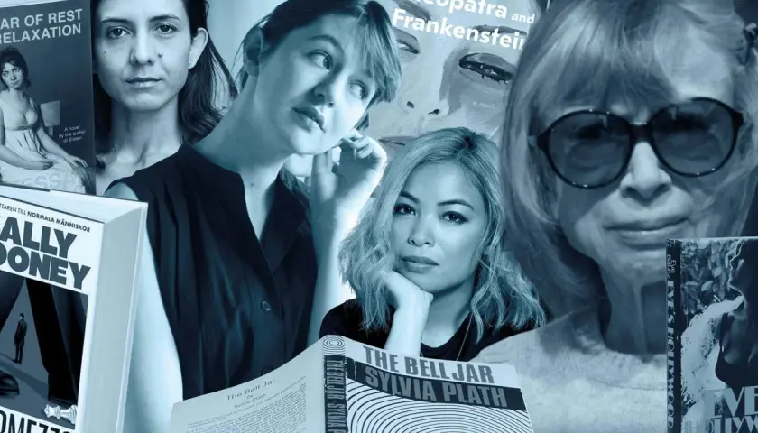 Kvinnor och böcker, bland annat "The Bell Jar" av Sylvia Plath och verk av Sally Rooney. Kanske en hyllning till Sandra Beijer och hennes litterära värld.