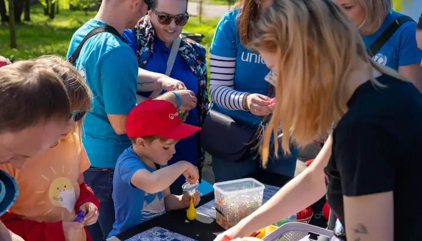Jak zostać wolontariuszem UNICEF i zmienić życie dzieci w potrzebie