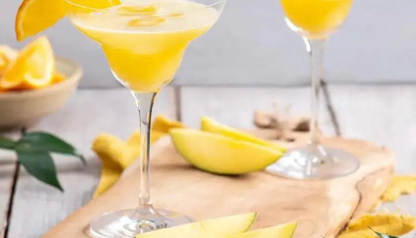 Najlepsze drinki na prosecco, które zaskoczą Twoich gości
