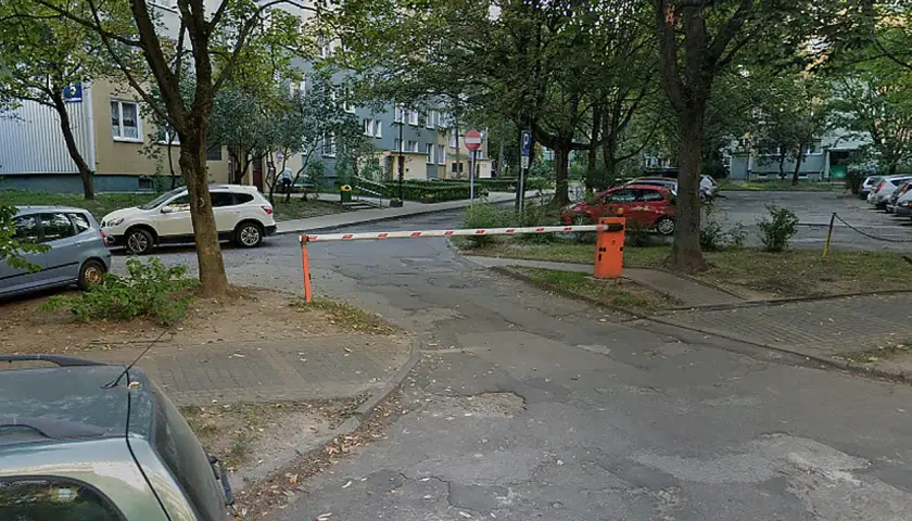 Jak otworzyć szlaban na osiedlu - sprawdź skuteczne metody i porady