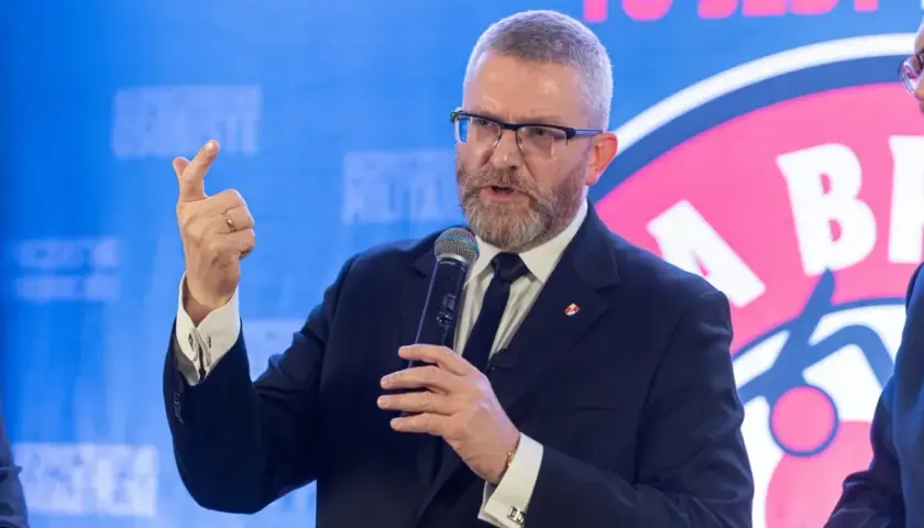 Ile lat ma Grzegorz Braun? Zaskakujące fakty o jego życiu