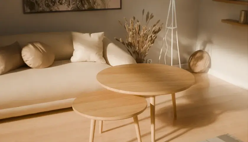 Naturalne piękno w Twoim salonie – drewniane stoliki kawowe
