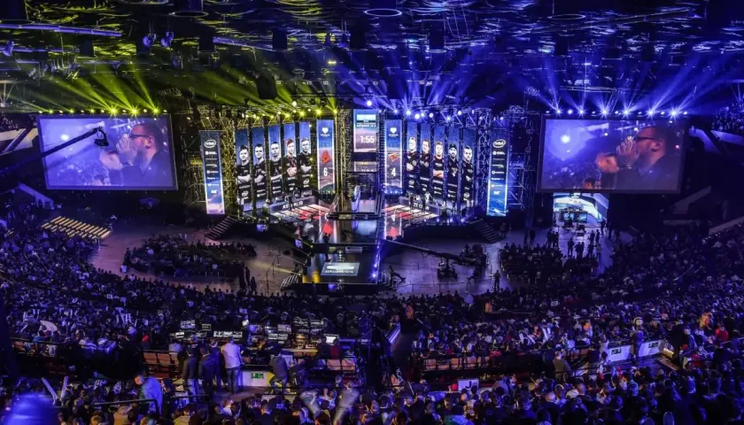 Turnieje e-sportowe: kluczowe informacje i spostrzeżenia o najważniejszych zawodach
